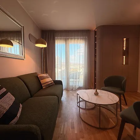 Devana Premium By Chors Апартаменти *